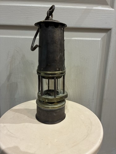 Ancienne lampe mineur - de,