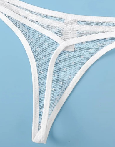 Strings blancs avec - , pois