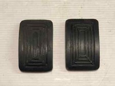 Patin caoutchouc pédale RENAULT R4 R5 R6 R8 R18 R12 R15 R16 R17 Réf  0606090800