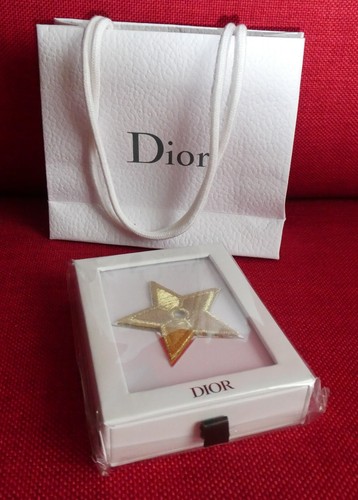 Pin étoile dior 100 - 100, %
