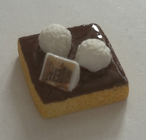 Feves gâteaux fauchon - feves, 2012