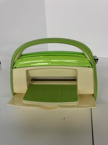 Cuttlebug embossing and die - embossing,