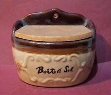 Boite à sel en terre cuite émaillée Mural Ou A Posé Couvercle En bois 