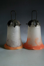 DEUX ANCIENS ABAT-JOUR ART