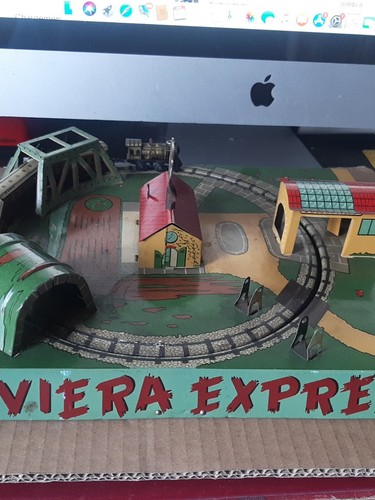 Riviera express train - express,