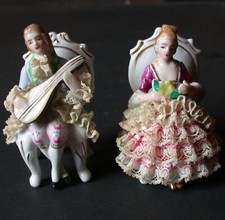 VERSAILLES couple en PORCELAINE slyle LOUIS XIV XV XVI LUTH THEORBE CHATELAIN