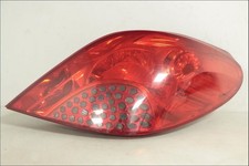 Feu arriere principal droit