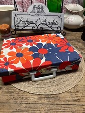 BOITE A COUTURE VINTAGE