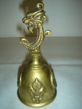 ANCIENNE CLOCHE EN BRONZE CISELÉE