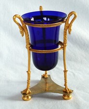 Vase en athénienne - bronze doré & cristal bleu - époque Empire