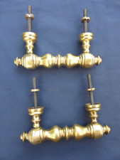 2 très grosses poignées