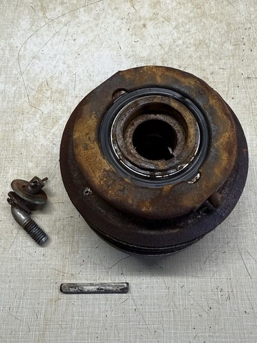 Wheel horse 200 tractor - wheel, d-200