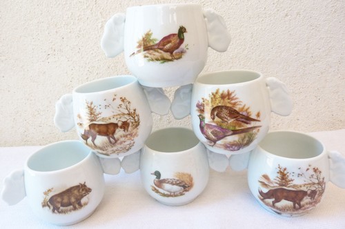 Service tasses bouillon - a,