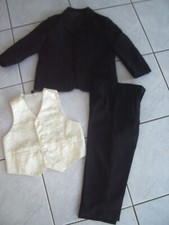 Costume 3 pièces ( veste, pantalon, gilet ) noir Fabio Lucci 3 ans en TBE