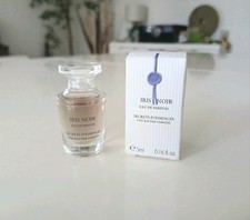 Iris Noir De Yves Rocher. Eau De Parfum 5 ml. Plein. Boite. En Très Bon Etat.