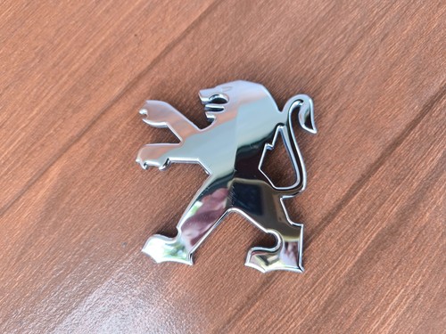 Peugeot lion chrome - lion, emblème