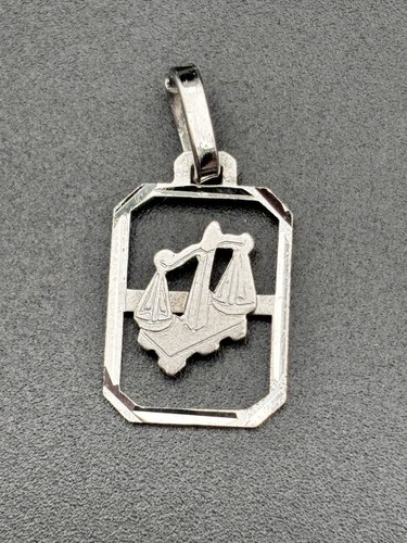 Ancien pendentif argent - pendentif, en