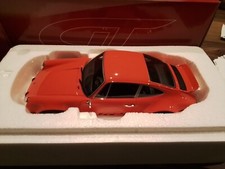 PORSCHE 911 2,8L RSR 1/18 GT