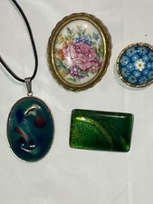 2 broches , pendentif et clip pour foulard Limoges 