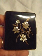 ANCIEN POUDRIER DE SAC LAITON