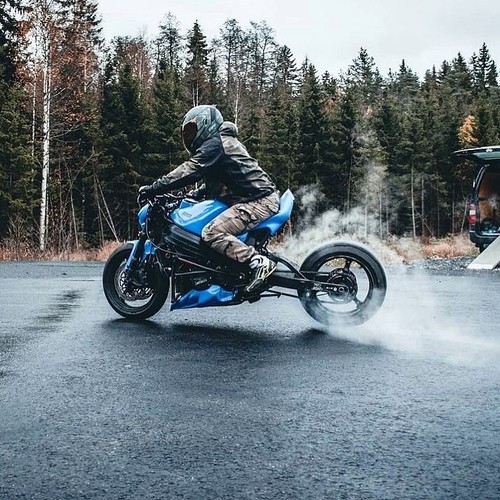 Suzuki gsxr 600 - gsxr,