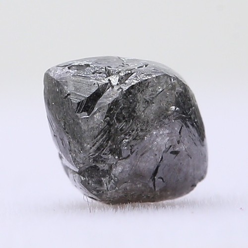 Beau diamant naturel brut non - diamant,