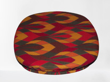 Boite en carton couverte de