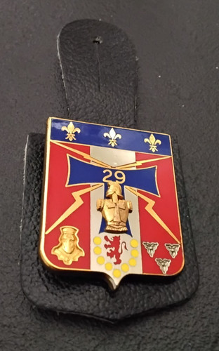 Insigne militaire pucelle - insigne,
