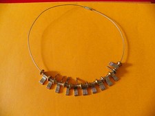 Collier  / ras du cou + Pochon  - CREATEUR -