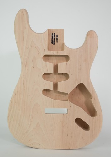 Body modèl stratocaster - body,