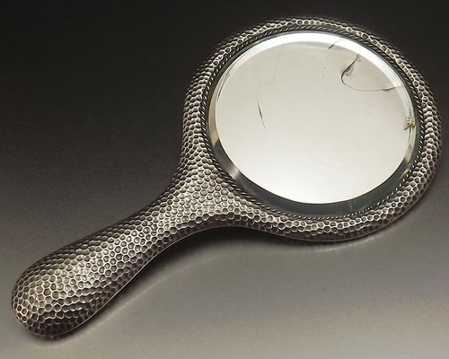 Grand miroir face - main, en