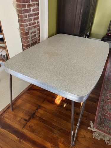 Vintage formica kitchen - , table