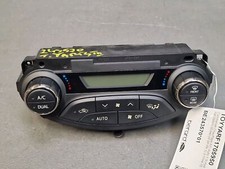 Commande chauffage climatisation - Toyota Yaris III 1.5i hybride - 55900-0D340