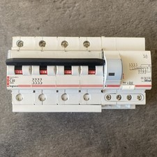 Disjoncteur Différentiel magnéto-therm DX 4P 50A 300mA Type HPI, Réf : 07149