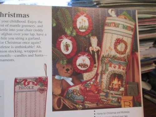 Christmas cross stitch - cross, 1990
