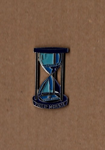 Pin cigarettier philip - pin's, /