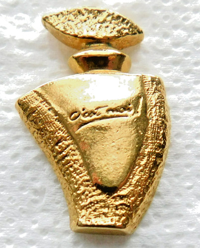 Pin parfum est - pin's,