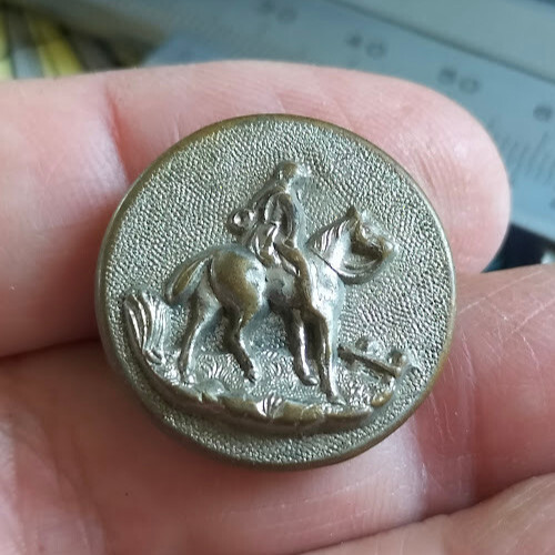 Ancien bouton chasse - ancien,