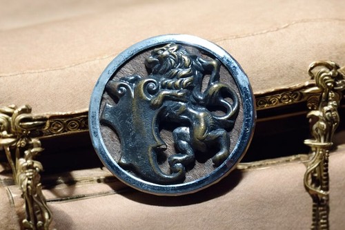 Bouton décoratif français