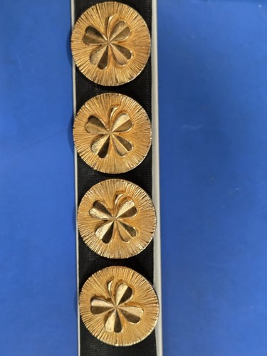 Boutons chanel vintage - 4,