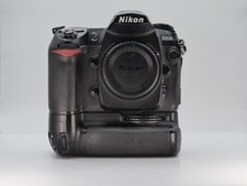 NIKON D200 DIGITAL SLR CAMERA