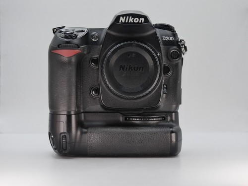 Nikon d200 digital - nikon,