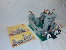 Vintage 1984 LEGO CASTLE SET