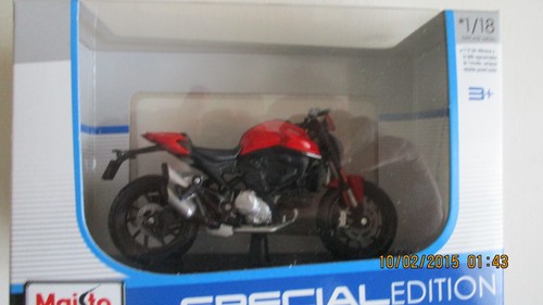Miniature moto ducati monster - miniature,
