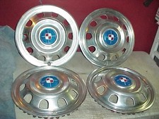 Airstream Hubcaps