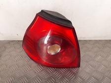 Feu arriere principal gauche