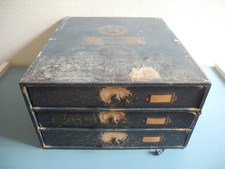 ancien meuble mercerie LV