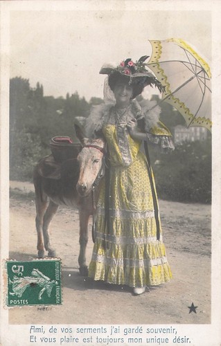Femme elegante chapeau - cp,