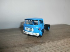 1/43e TRACTEUR DE SEMI : BERLIET TR 12 1964