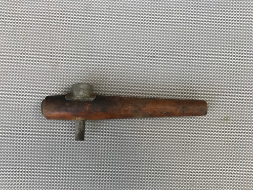 Ancien robinet bois - ancien,